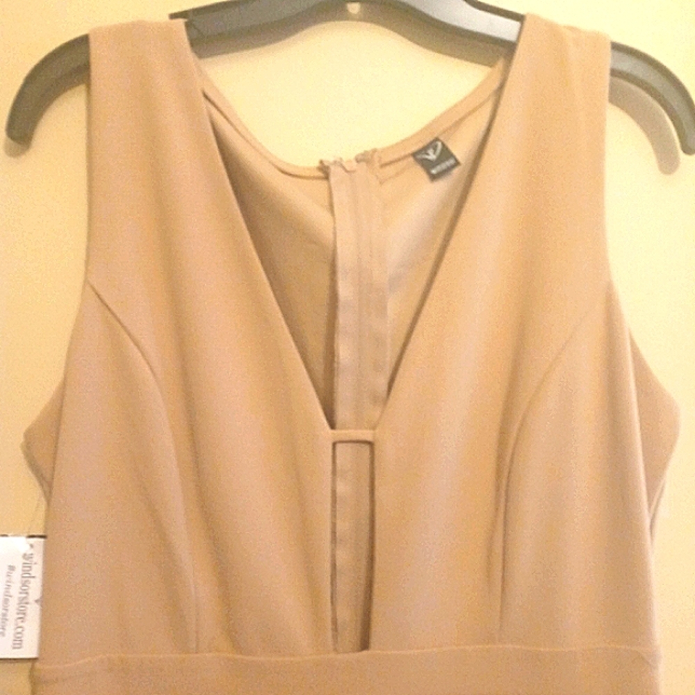WINDSOR Formal Maxidress - Picture 2 of 4